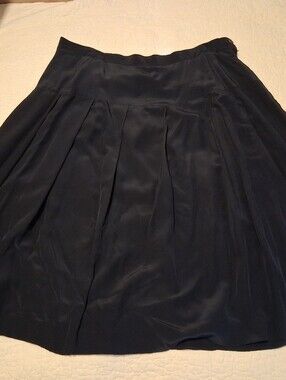 August Silk Classic Pleated Women's Skirt in Black